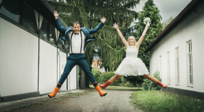 Locherfotodesign Hochzeitsfotografie Hoefen Nordschwarzwald Braut Bräutigam Reportagefotografie Hochzeit Fun